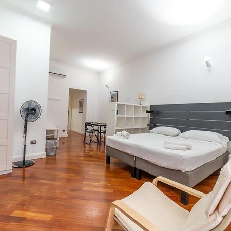 Appartement Via Atri 25 à Naples Extérieur photo