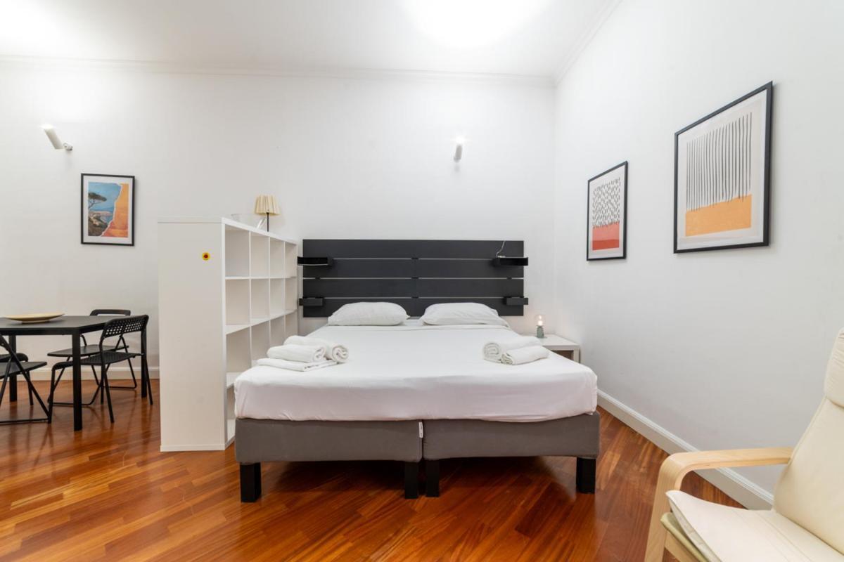 Appartement Via Atri 25 à Naples Extérieur photo